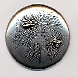 Spider & Fly Button