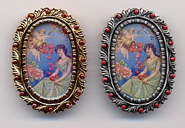 Pin-Cherubs Pouring Hearts